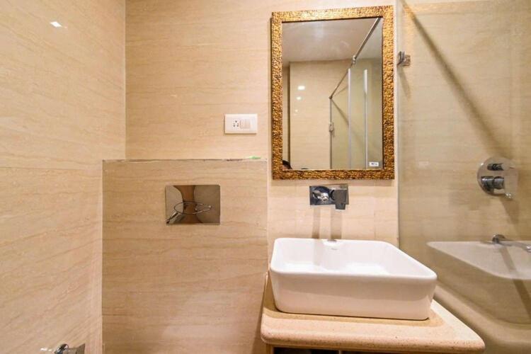 Solitaire Hotel Нью-Дели Экстерьер фото